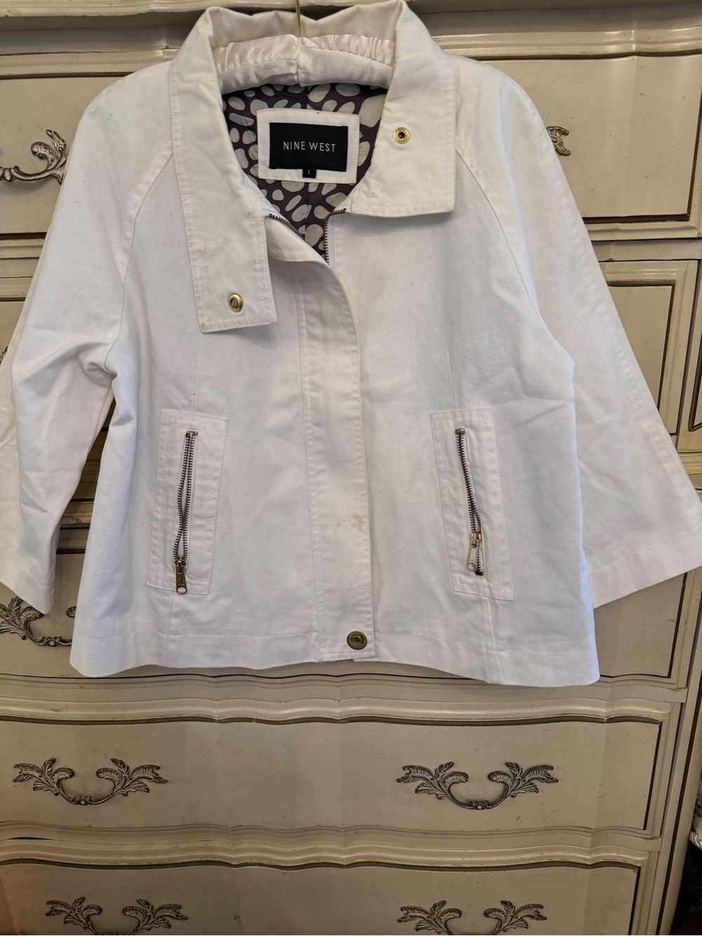 Nine West LARGE White Cropped DENIM Jacket with Zip Pockets